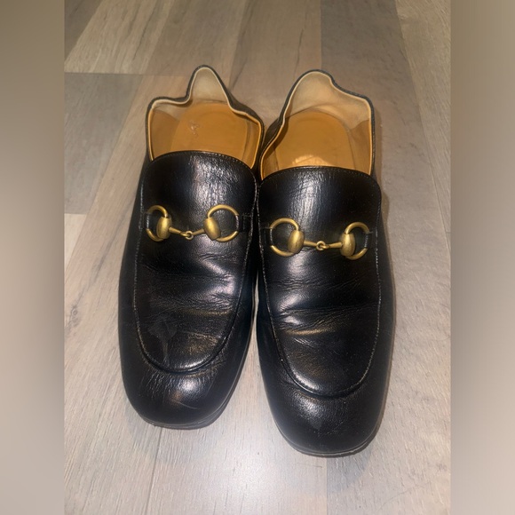 GUCCI womens Brixton loafer (37.5)